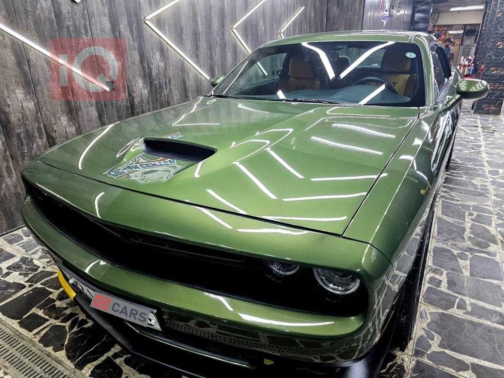 Dodge Challenger
